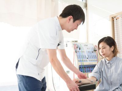 施術中